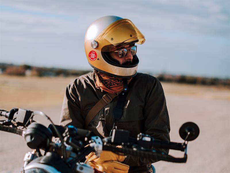 Oviaa QR Kodlu Kask Etiketi